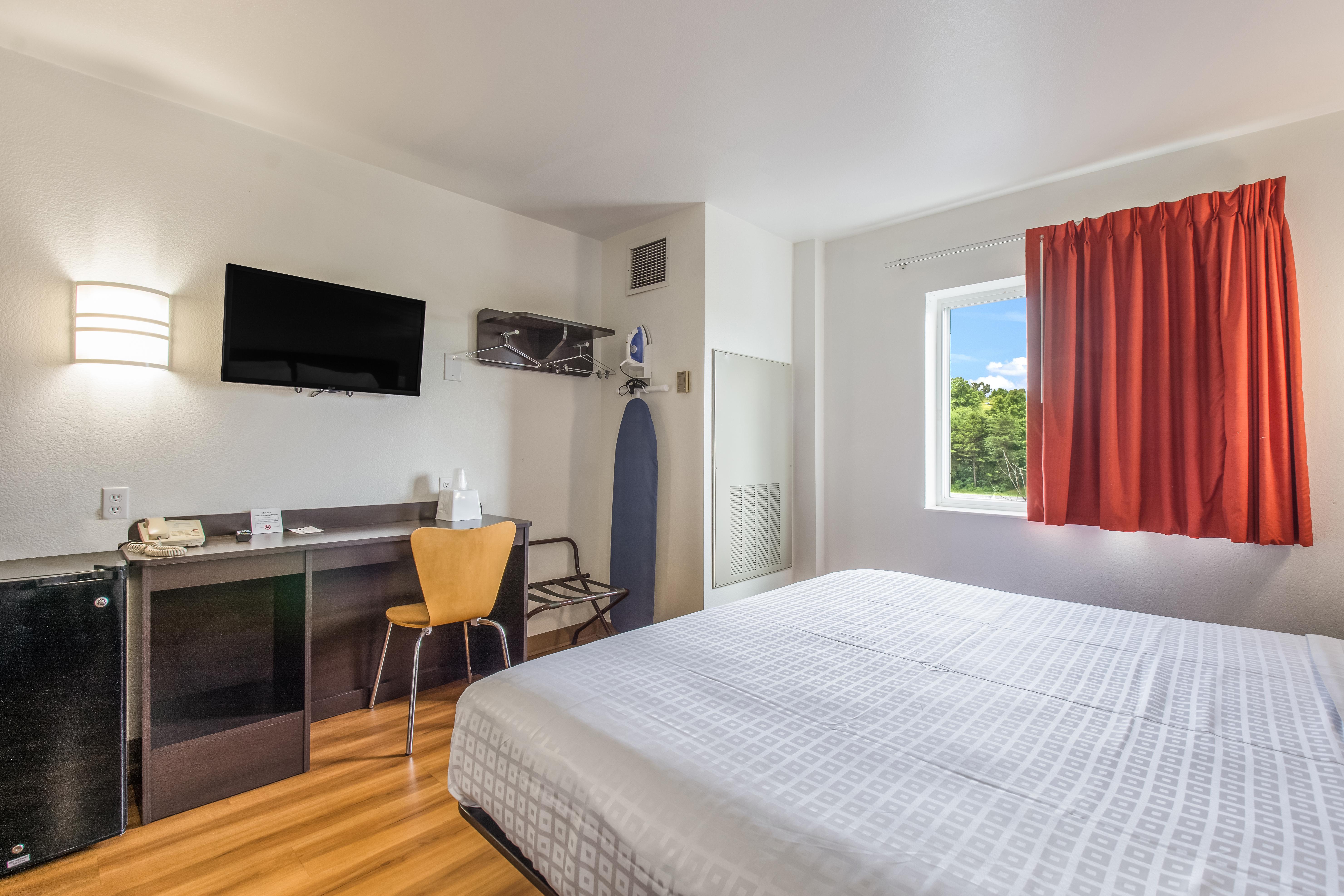 Hotel Americas Value Inn-knoxville East 2*
