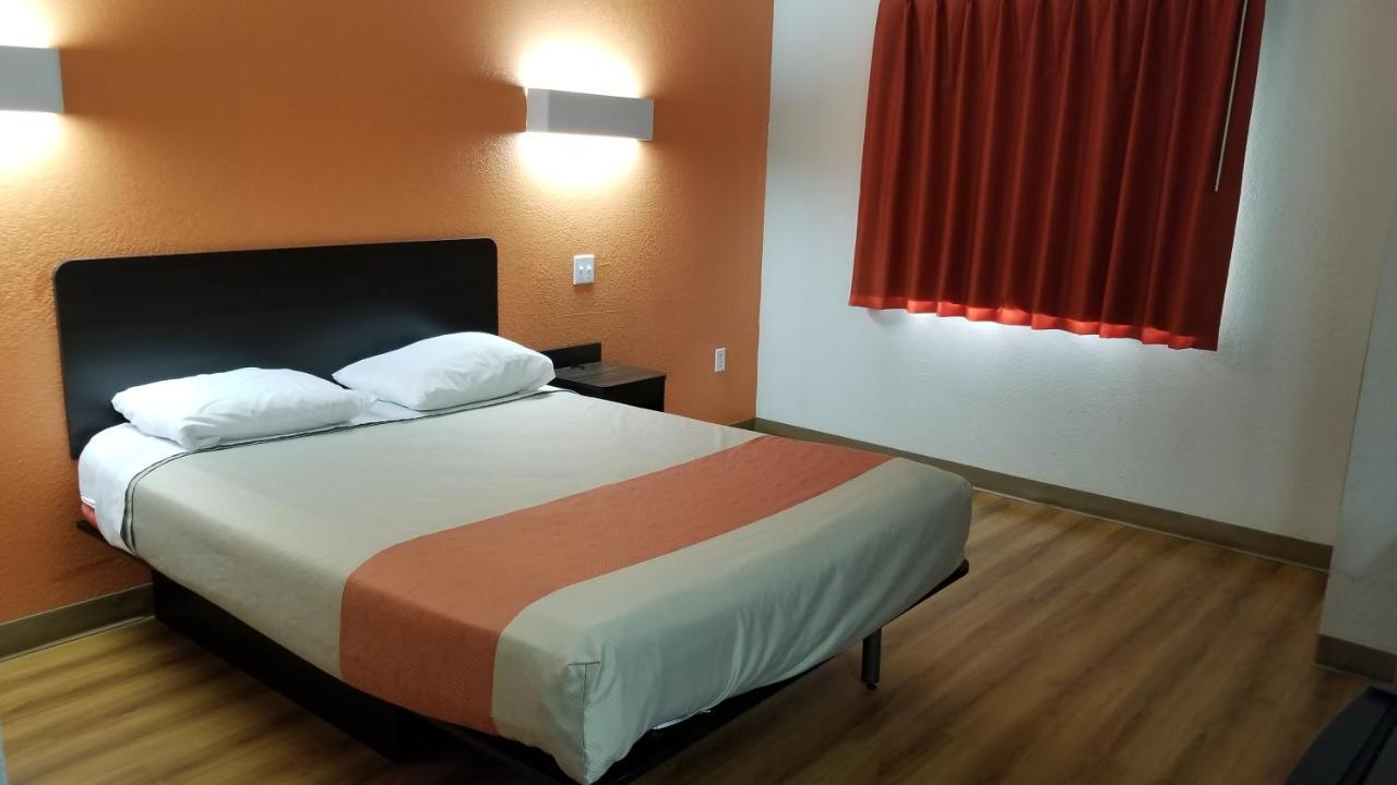Hotel Americas Value Inn-knoxville East Knoxville